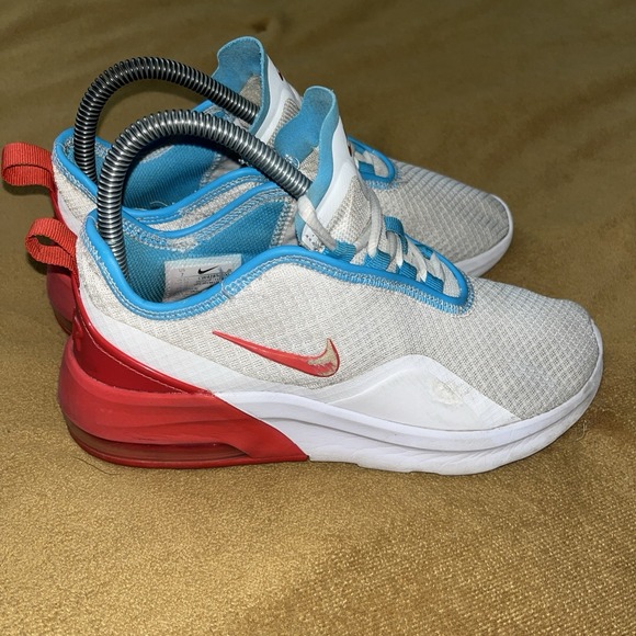 Nike Air Max Motion Womens Shoes Size 7‎ Gym White Running Sneakers CW4285-100 - Picture 16 of 16